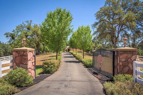 3989 Cherry Acres Rd