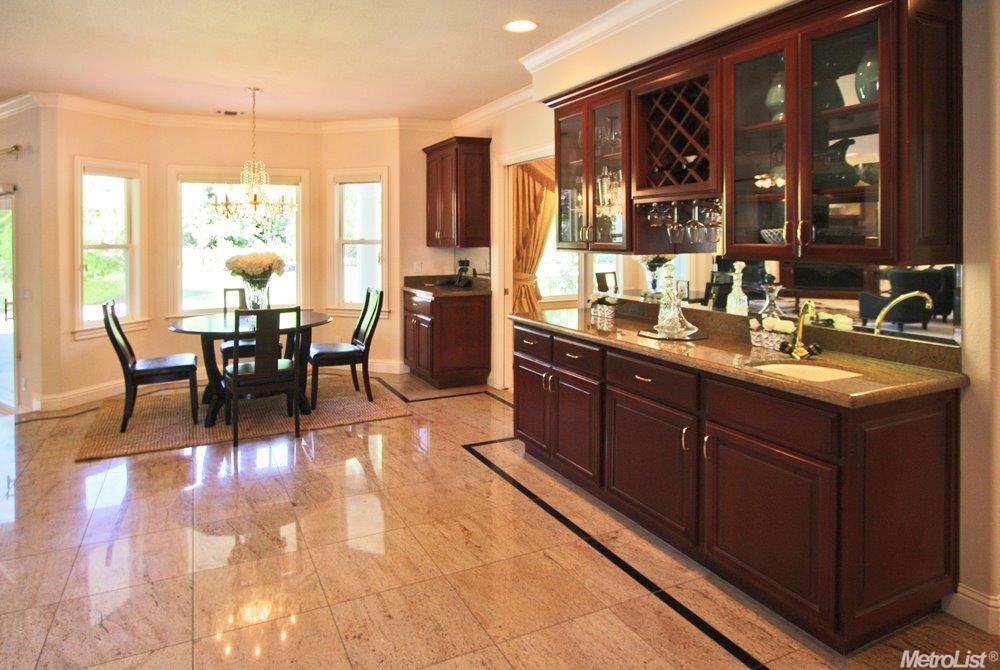 For Sale: 8819 Old Country Rd Roseville, CA 95661