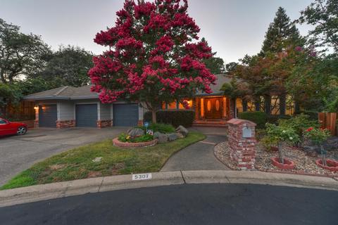 9357 Winding Oak Dr