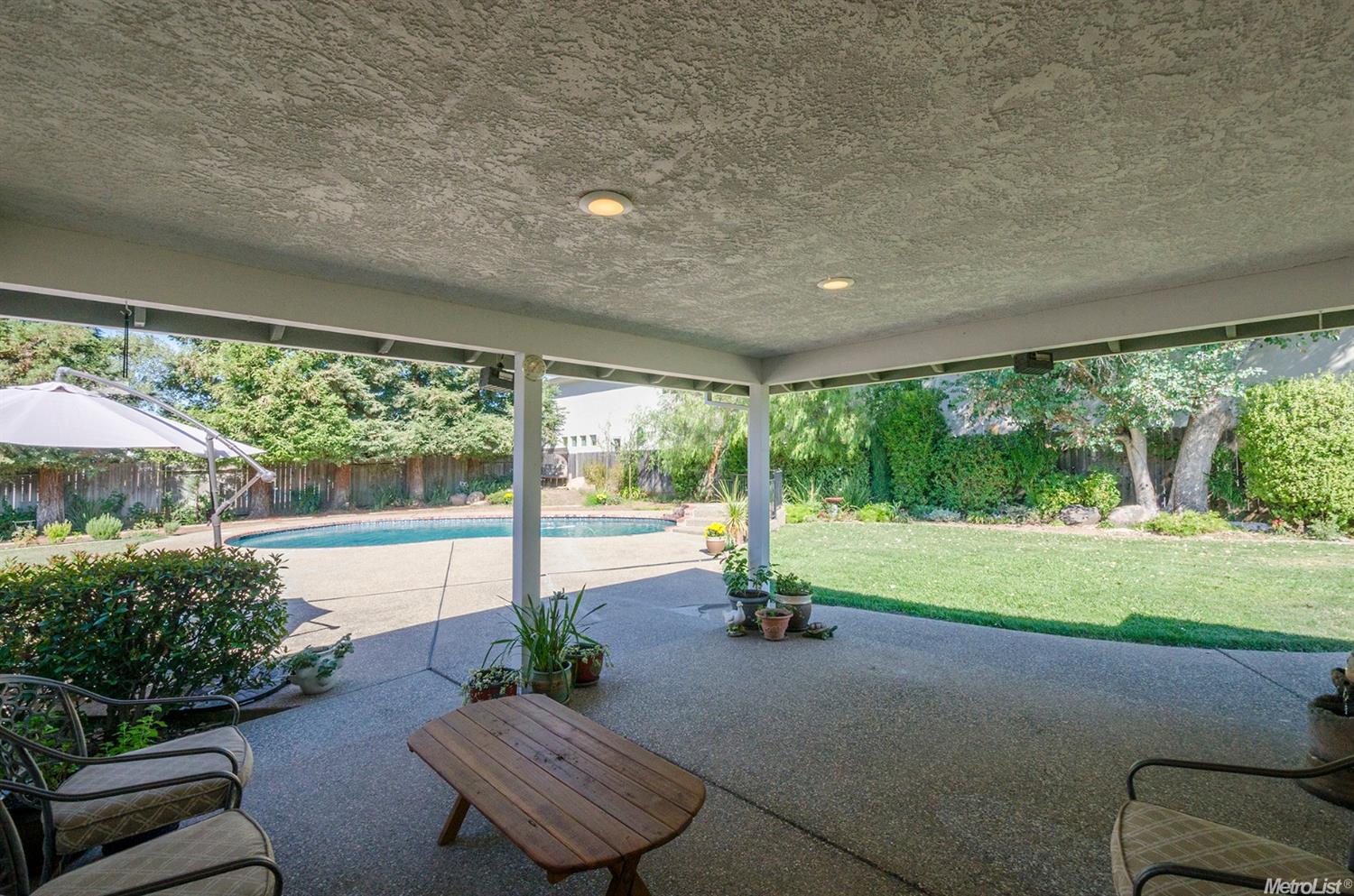 6822 Rock Ranch Dr