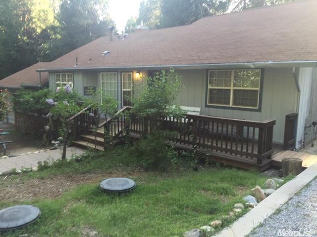 26463 Parkwood Dr