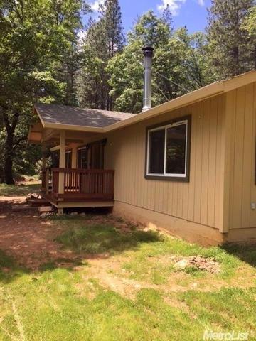 1821 Point View Dr