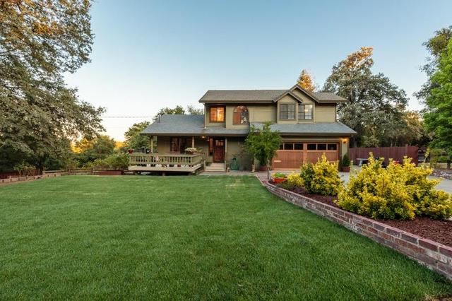 3851 Starburst Ln