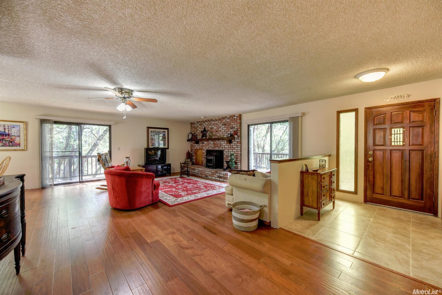 For Sale: 2306 Pleasant Valley Rd Placerville, CA 95667