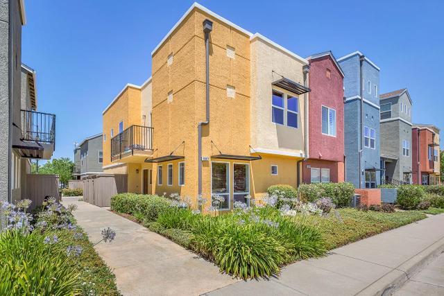 11084 International Dr