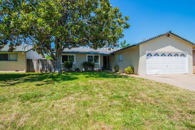 2610 Zinfandel Dr