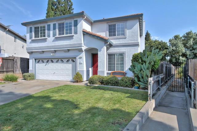 2254 Railway Cir