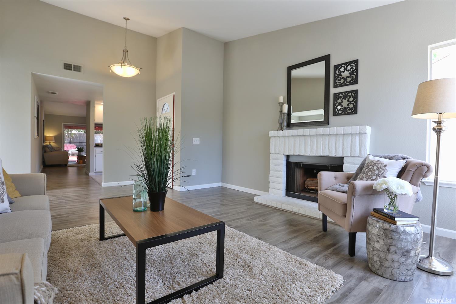 For Sale: 2247 Green Blossom Rancho Cordova, CA 95670