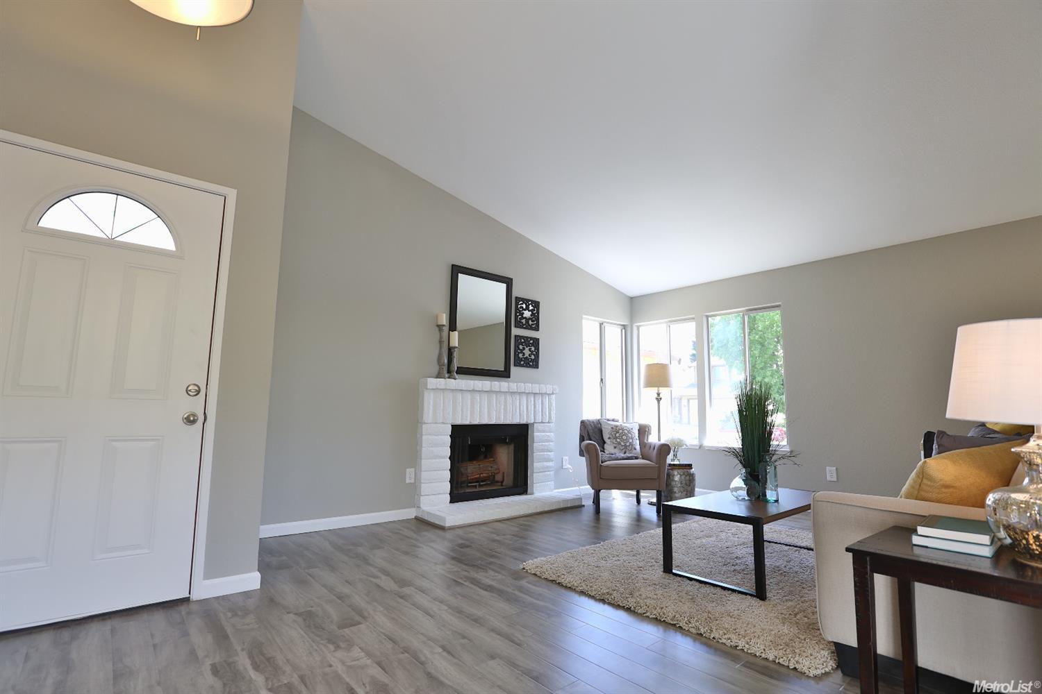 For Sale: 2247 Green Blossom Rancho Cordova, CA 95670