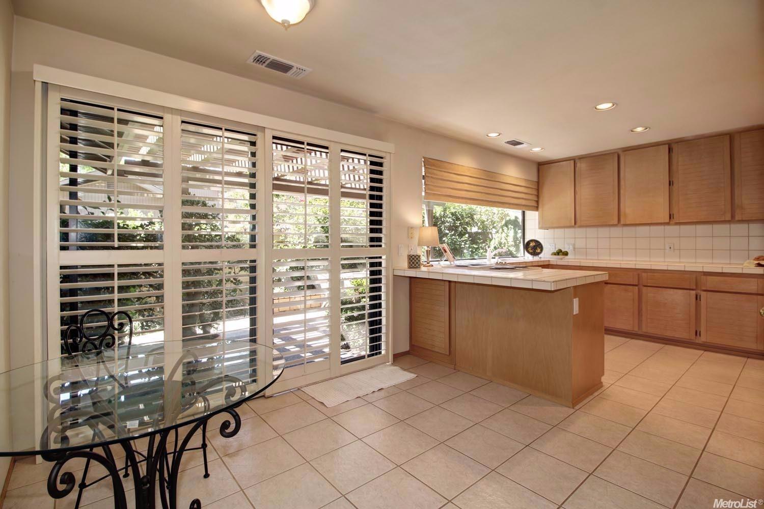 1808 Discovery Village Ln