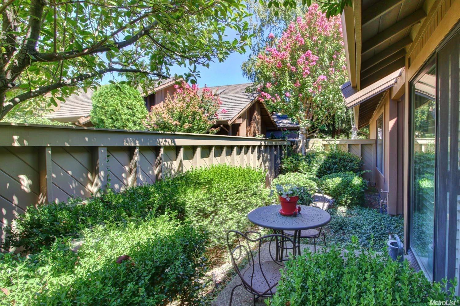 1808 Discovery Village Ln