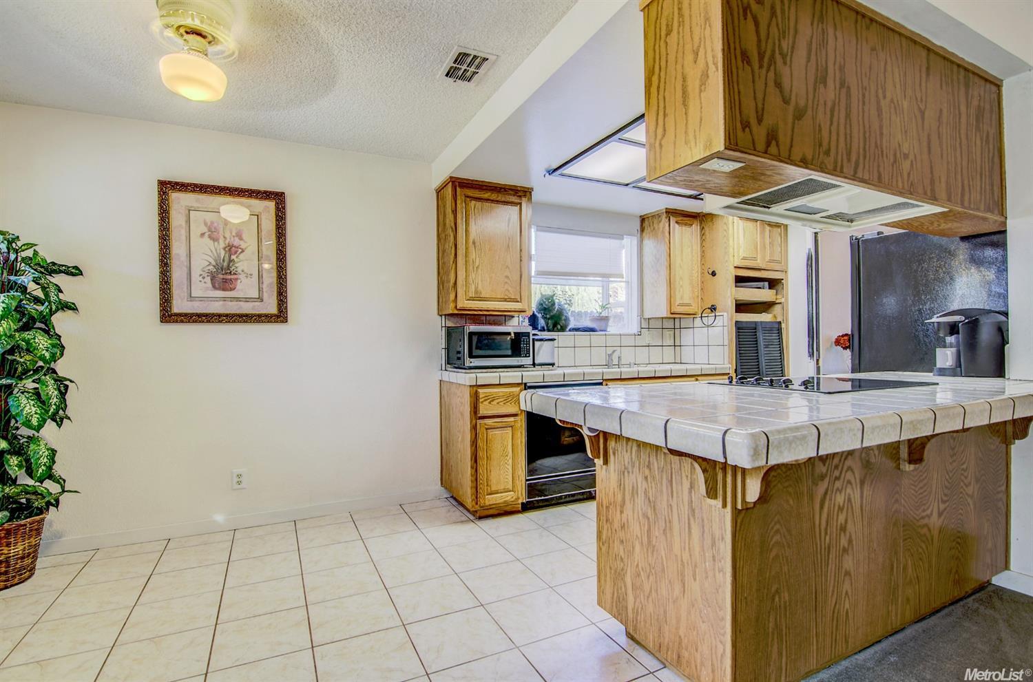 1000 Northridge Dr