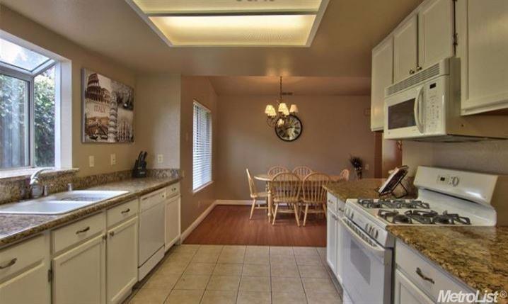 For Sale: 1308 Len Way Roseville, CA 95678