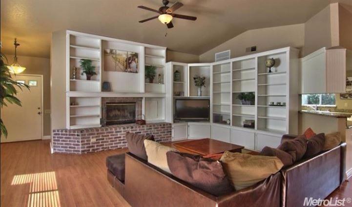 For Sale: 1308 Len Way Roseville, CA 95678