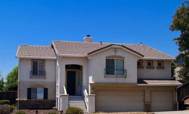 4060 Prairie Falcon Dr