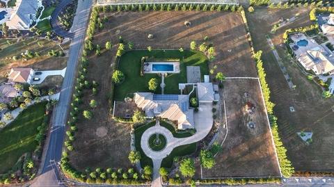5731 Gold Leaf Ln