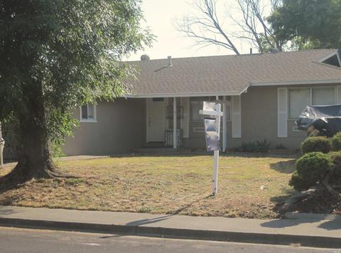 260 Bowline Dr