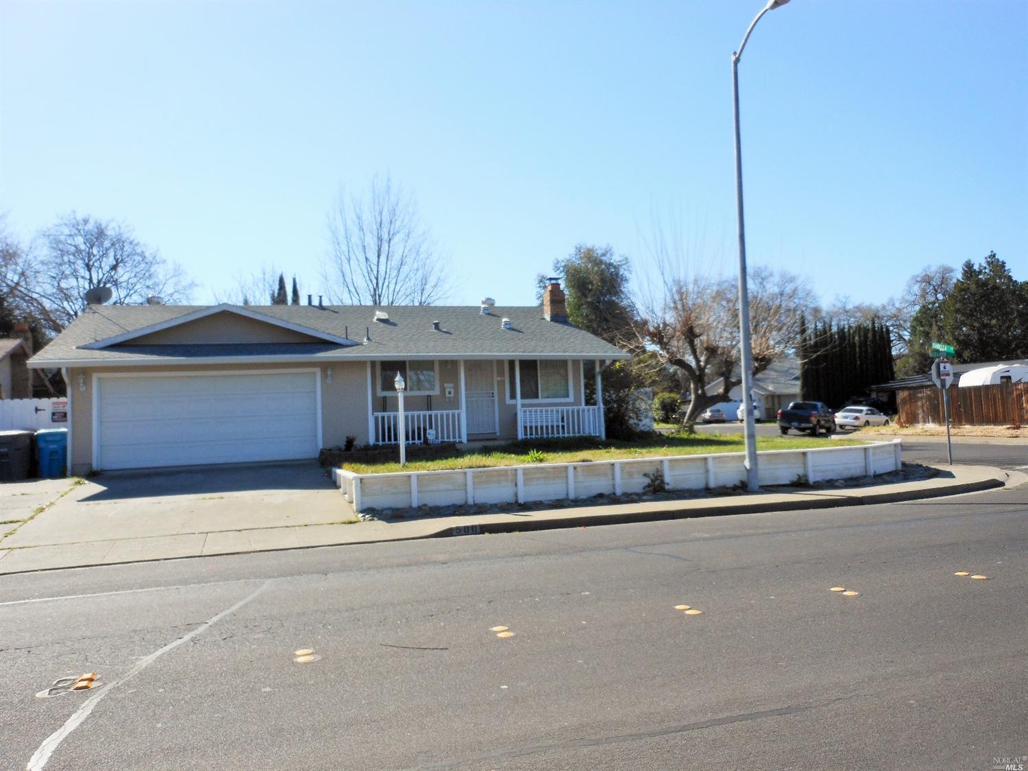 For Sale: 500 Beelard Dr Vacaville, CA 95687