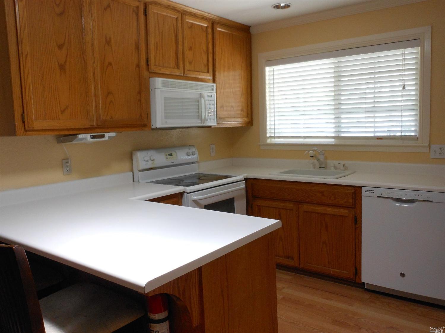 For Sale: 500 Beelard Dr Vacaville, CA 95687