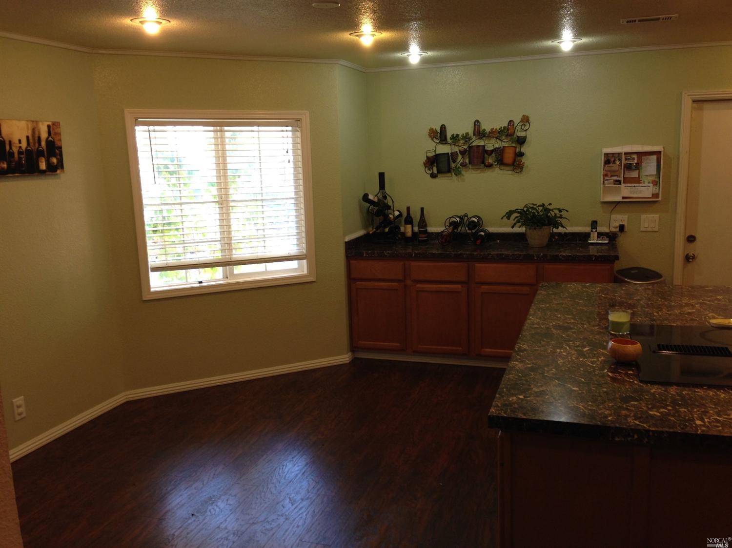 For Sale: 810 Marshall Rd Vacaville, CA 95687