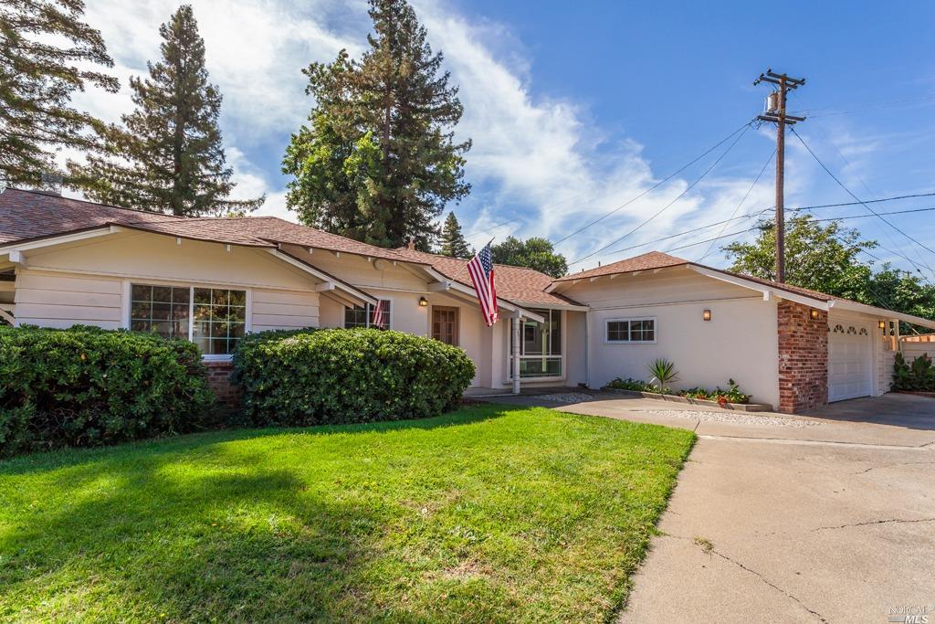 401 Buck Ave