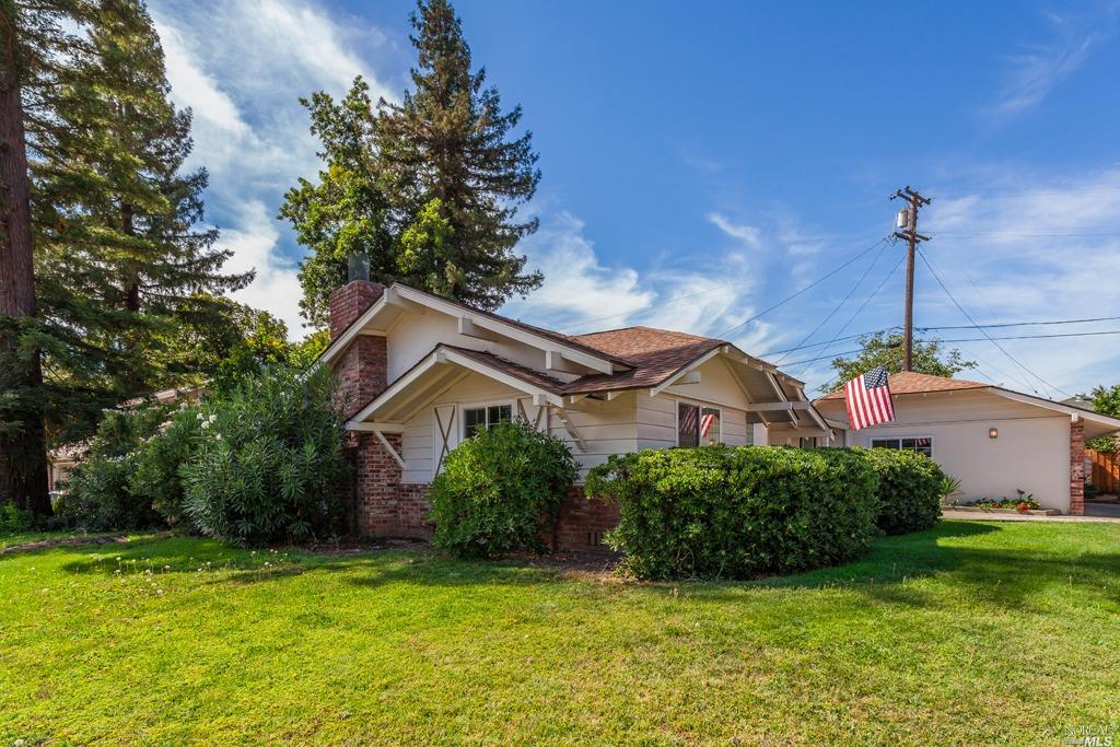 401 Buck Ave