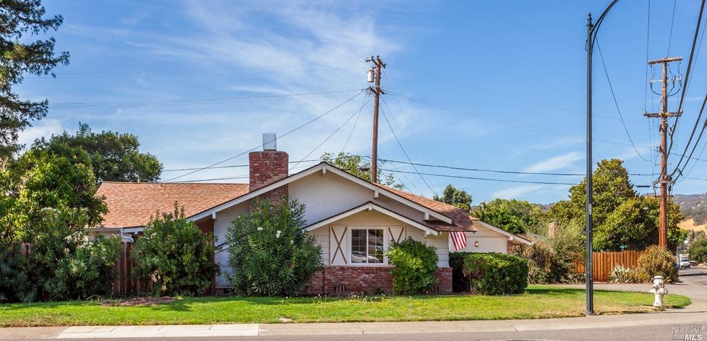 401 Buck Ave