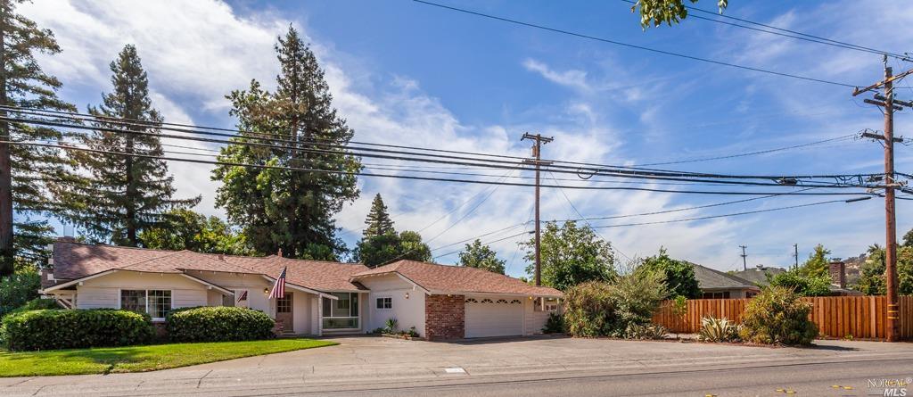 401 Buck Ave