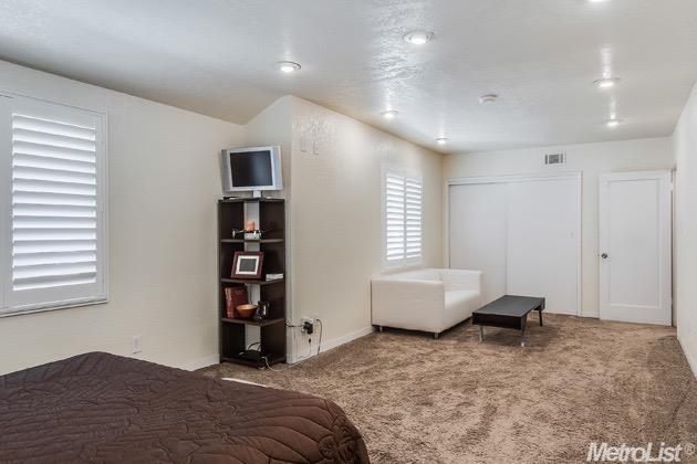 For Sale: 3 Hermosa Pl Woodland, CA 95695