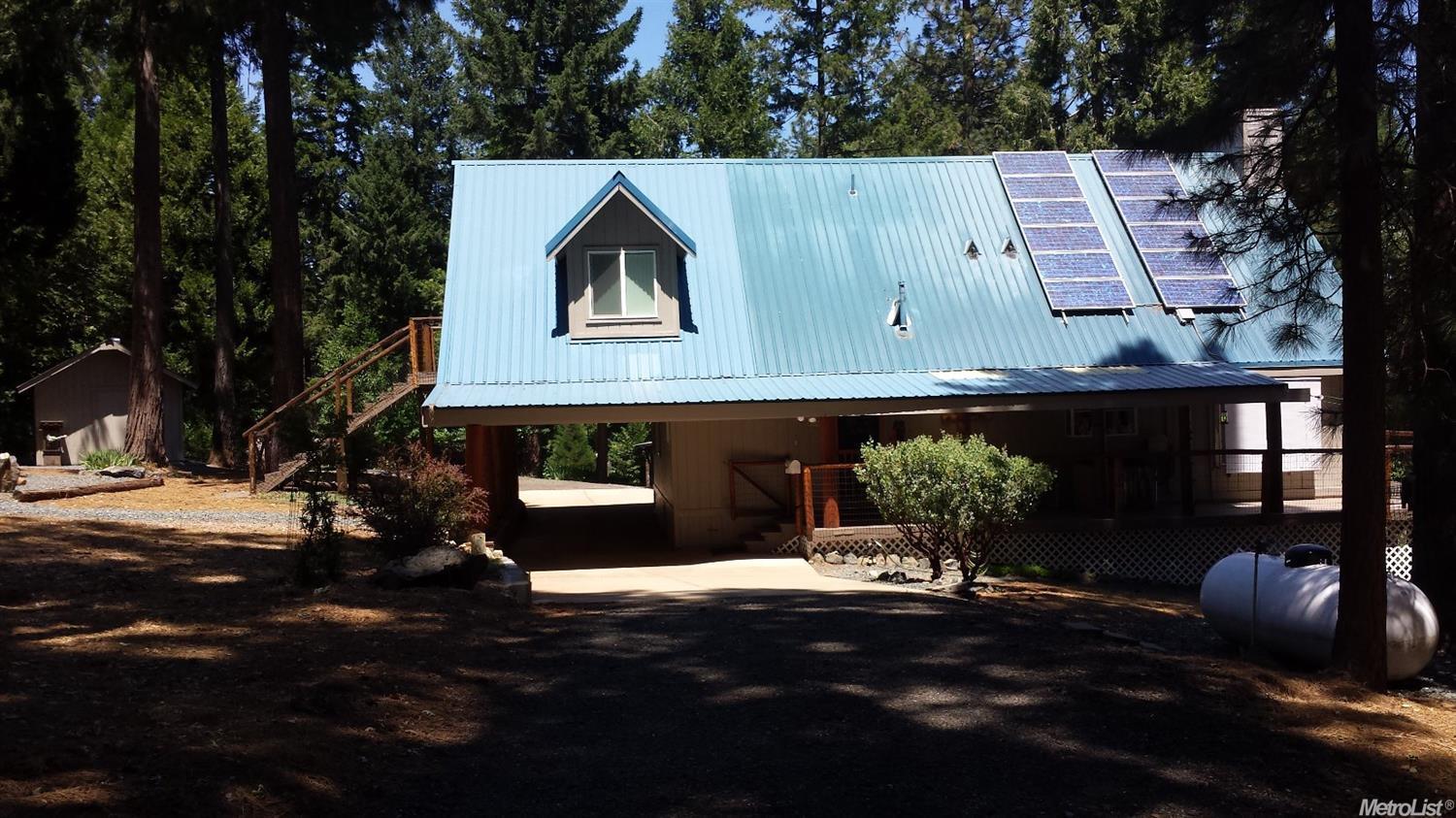 For Sale: 29210 Bear Paw Ln Colfax, CA 95713