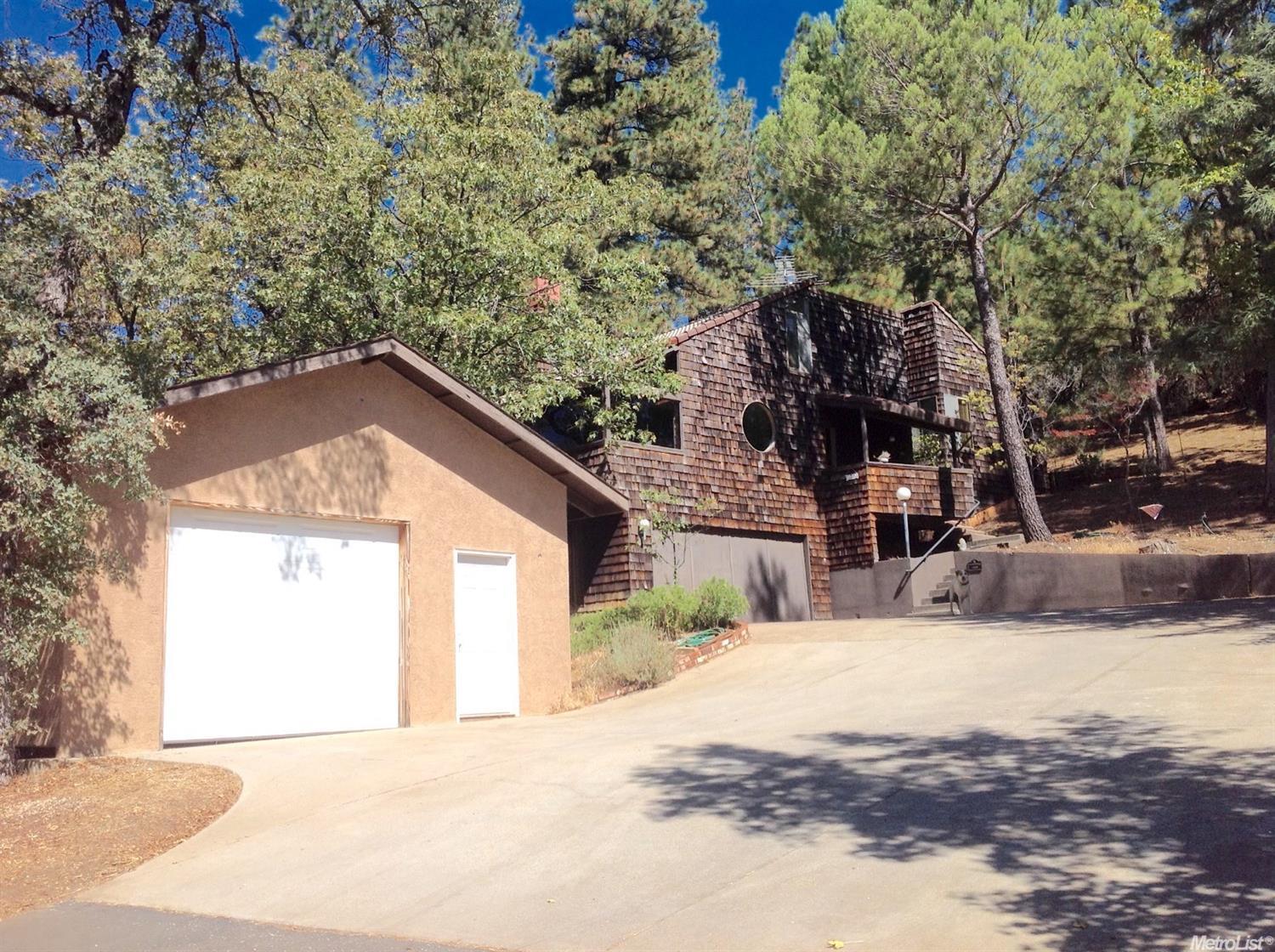 640 Country Rd