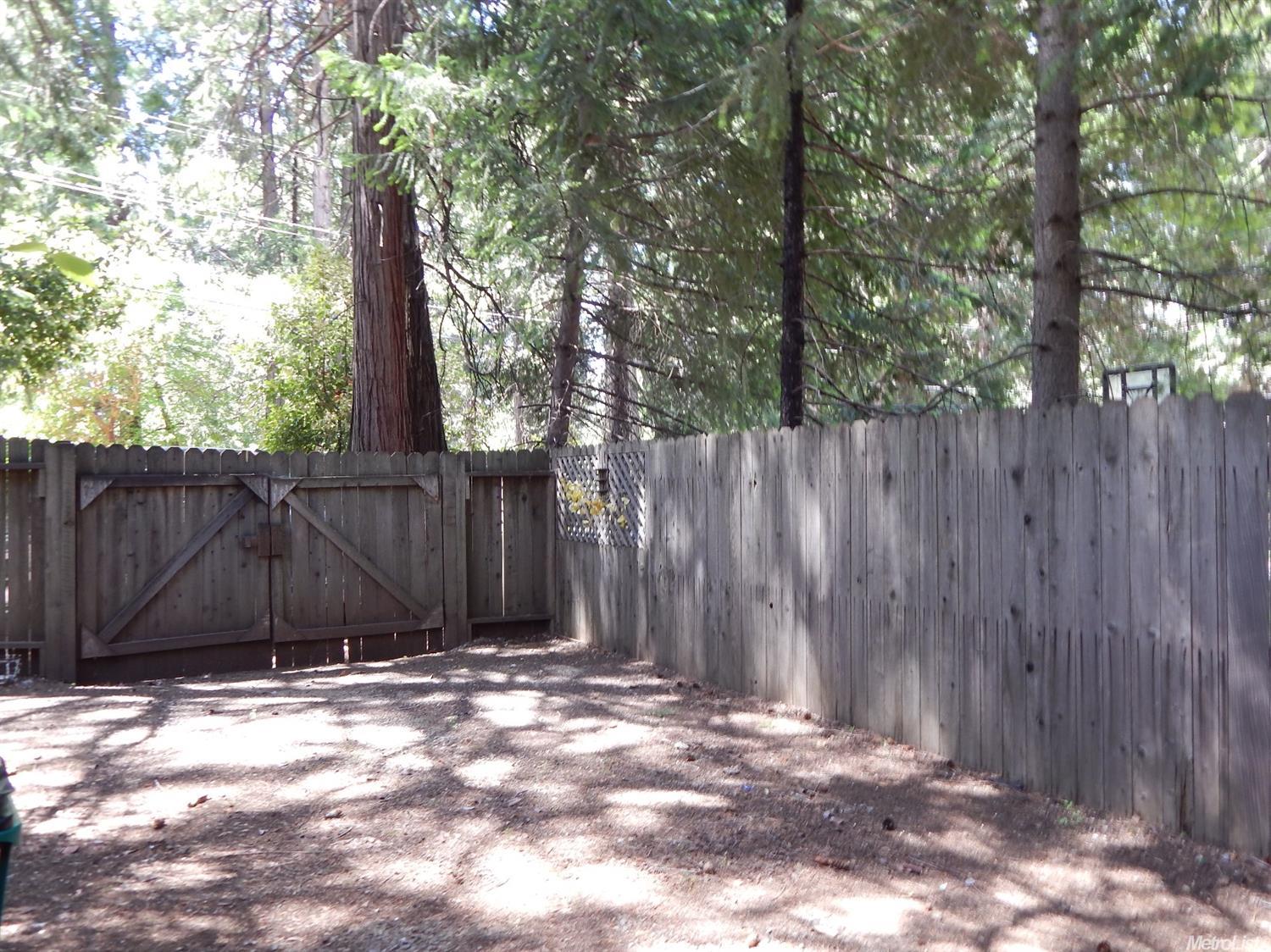 For Sale: 5463 Gilmore Rd Pollock Pines, CA 95726