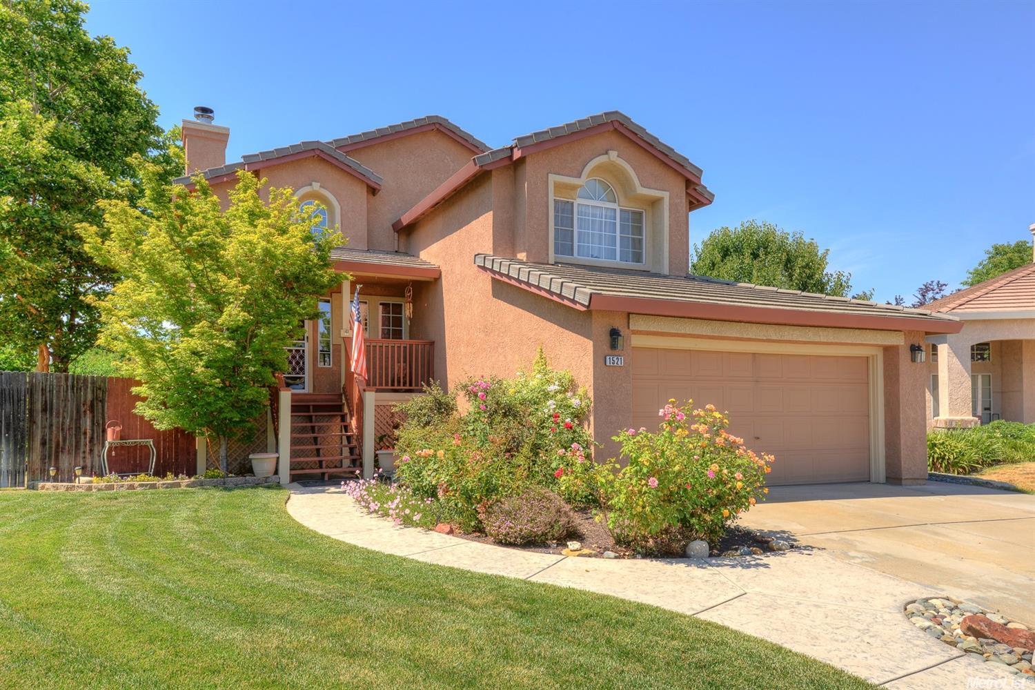 For Sale: 1521 Verbena Way Roseville, CA 95747