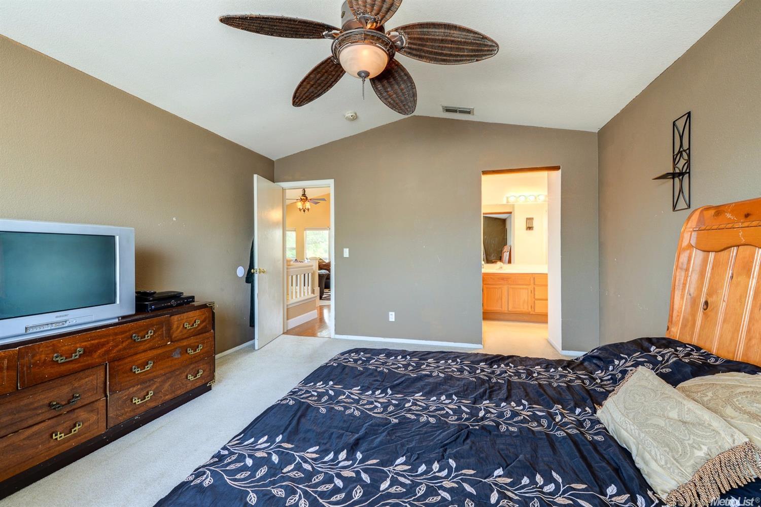 For Sale: 1521 Verbena Way Roseville, CA 95747