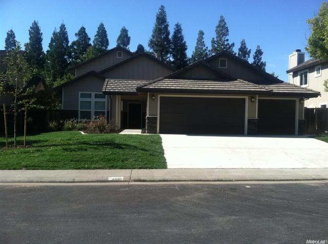 7241 Acorn Glen Loop