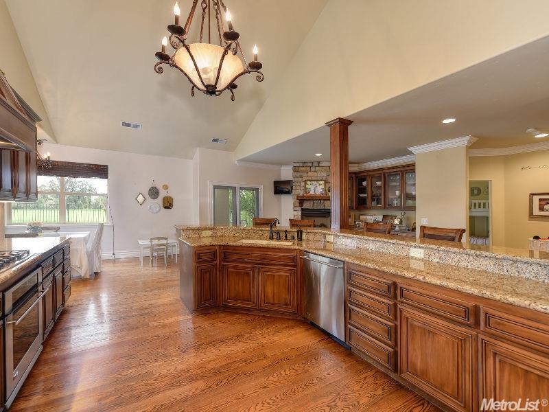 3741 Bridlewood Way