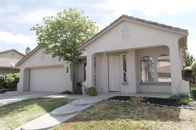 10093 Annie St