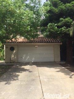 5800 Laguna Trail Way