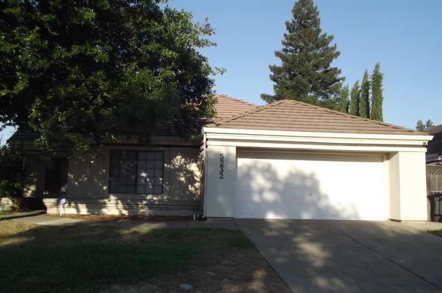 5800 Laguna Trail Way