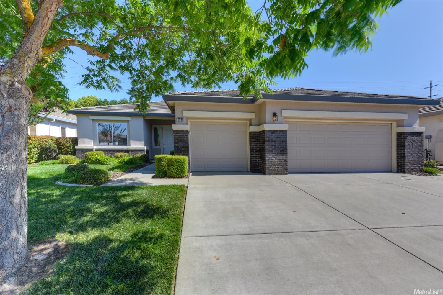 For Sale: 2501 Emerald Lake Ln Elk Grove, CA 95758