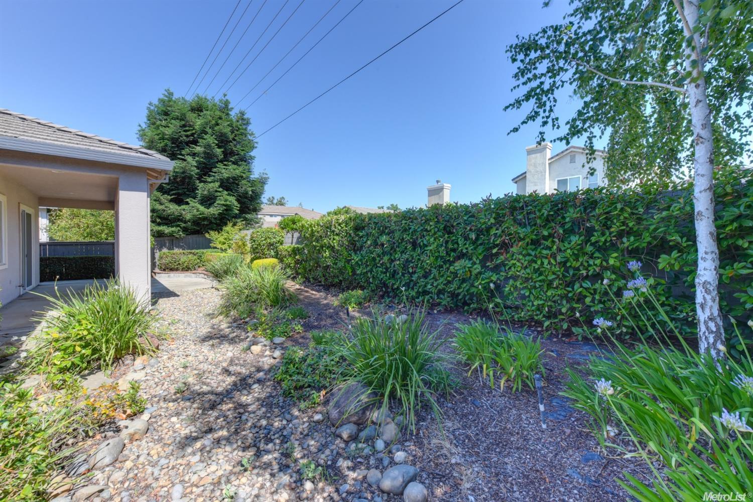 For Sale: 2501 Emerald Lake Ln Elk Grove, CA 95758