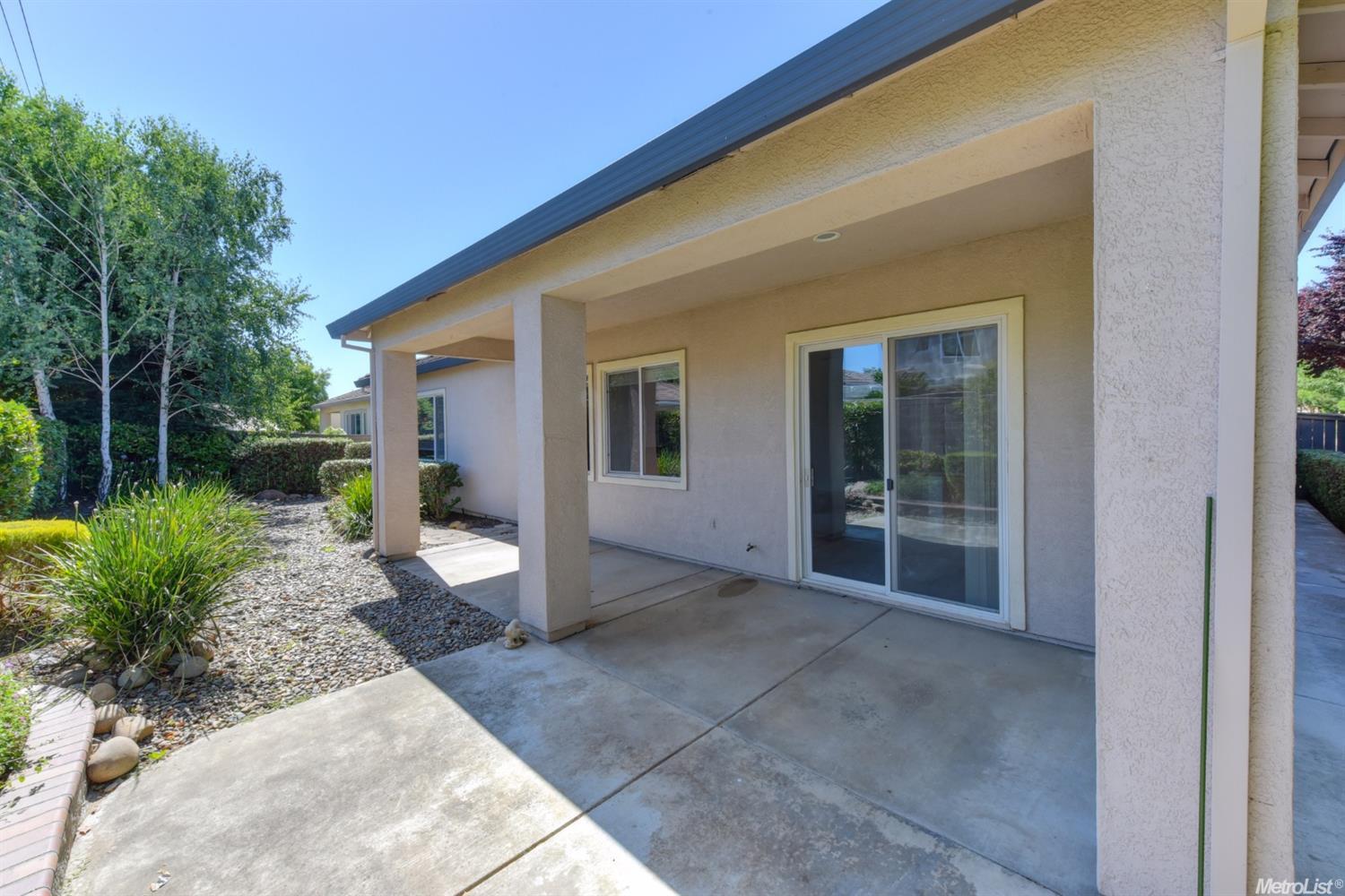 For Sale: 2501 Emerald Lake Ln Elk Grove, CA 95758