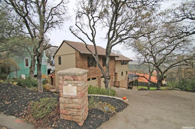 852 Hildebrand Cir