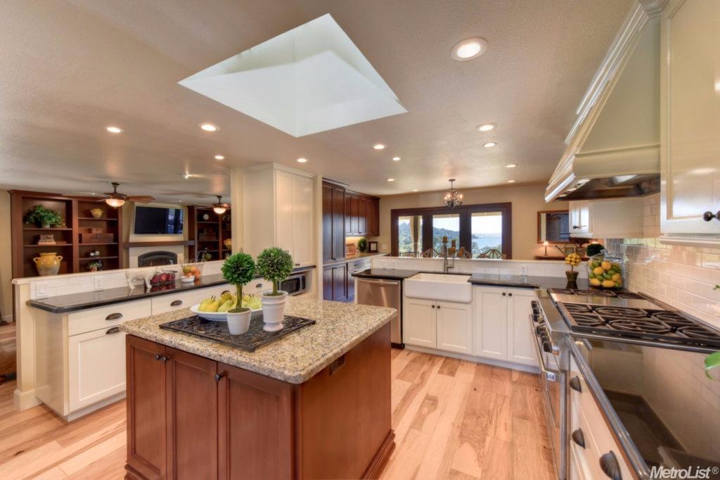 For Sale: 1335 Lakehills Dr El Dorado Hills, CA 95762