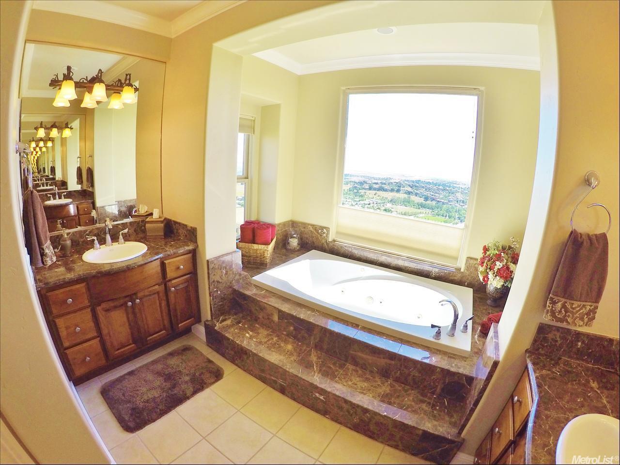 For Sale: 1242 Terracina Dr El Dorado Hills, CA 95762