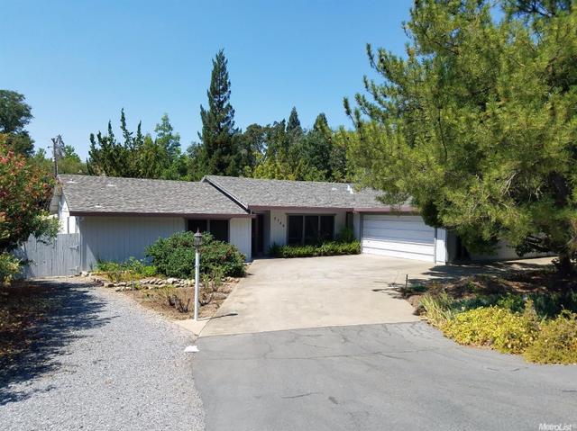 3981 Magnolia Hills Dr