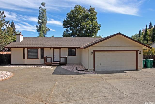 3981 Magnolia Hills Dr