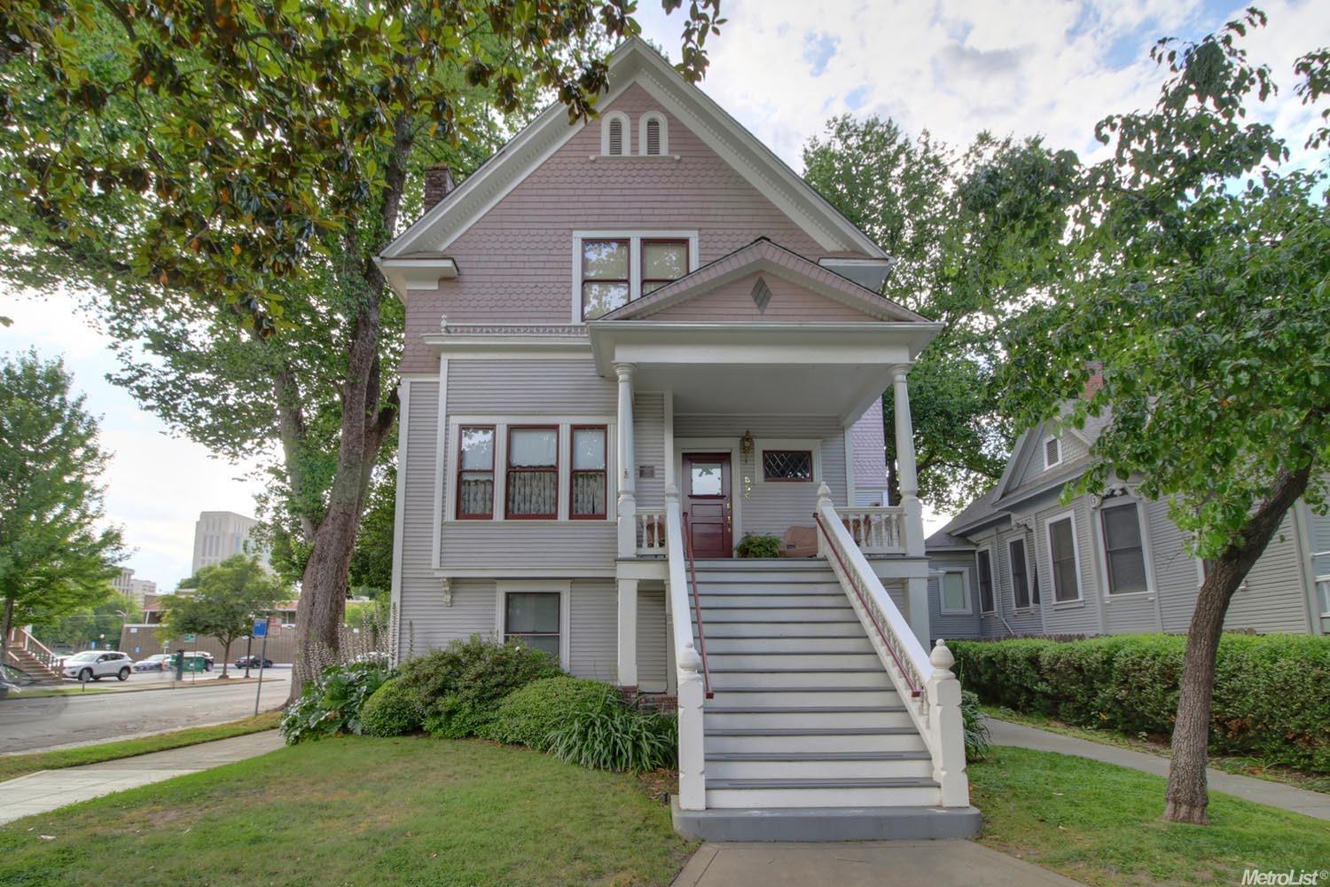 For Sale: 530 10th St Sacramento, CA 95814