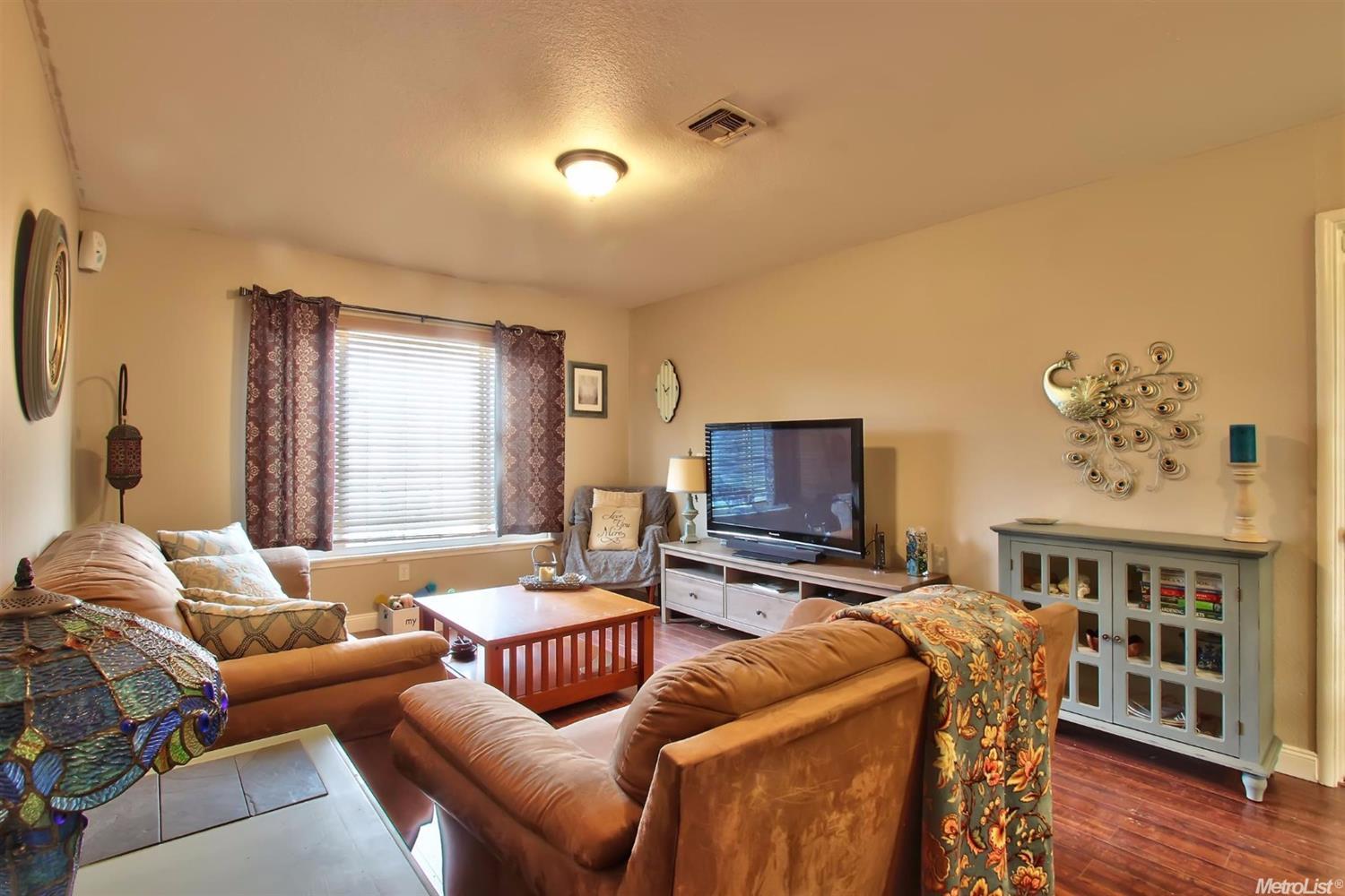 317 Lindley Dr