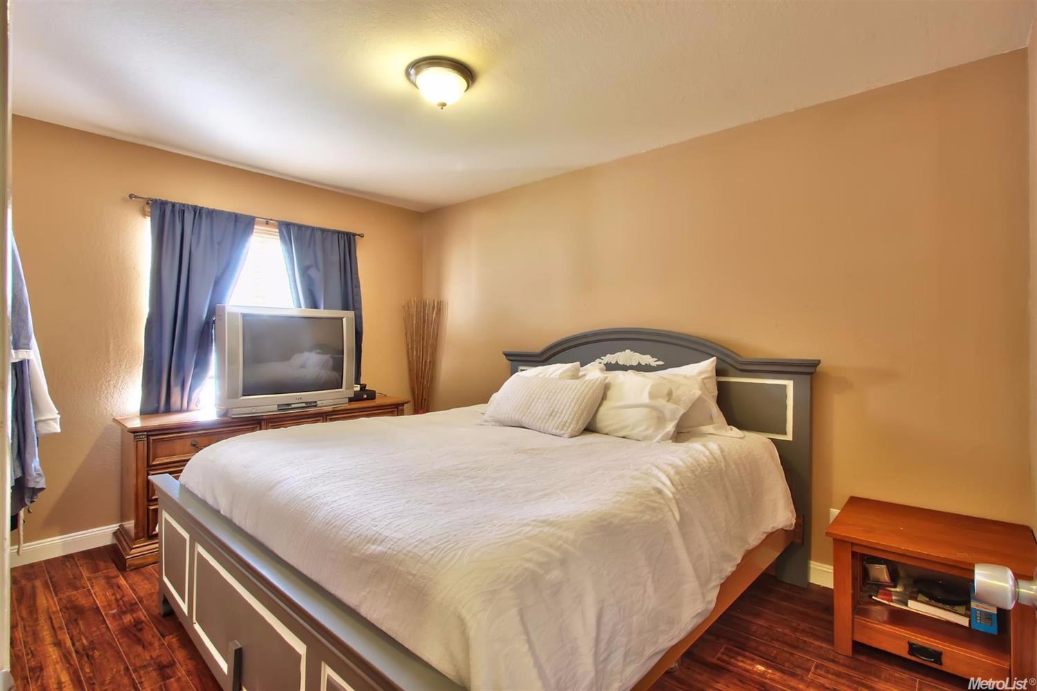 317 Lindley Dr